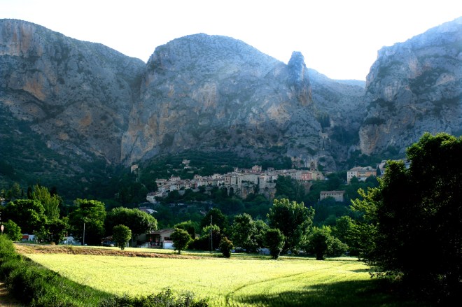 aIMG_9502Moustier 2